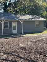 featured image of 1303 E 9th St