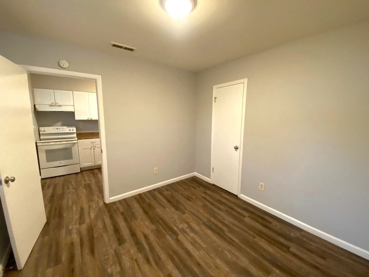 2922 Hale Ave - Photo 5 of 10