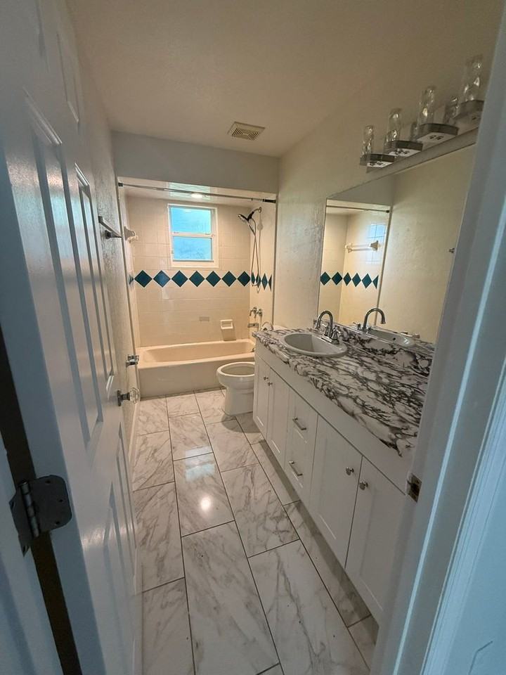 412 Soft Shadow Ln - Photo 4 of 34