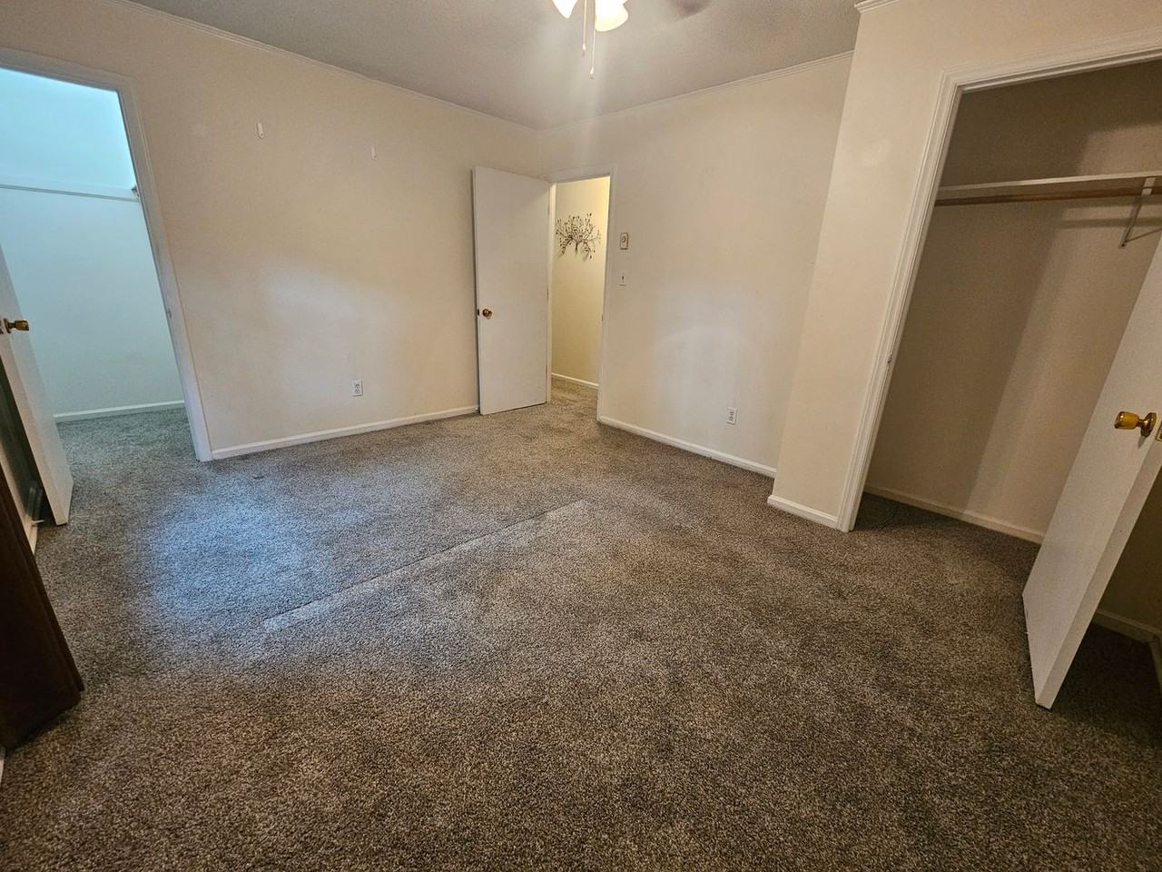 308 Kenwood Dr - Photo 4 of 13