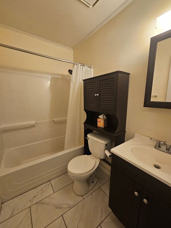 308 Kenwood Dr - Photo 6 of 13