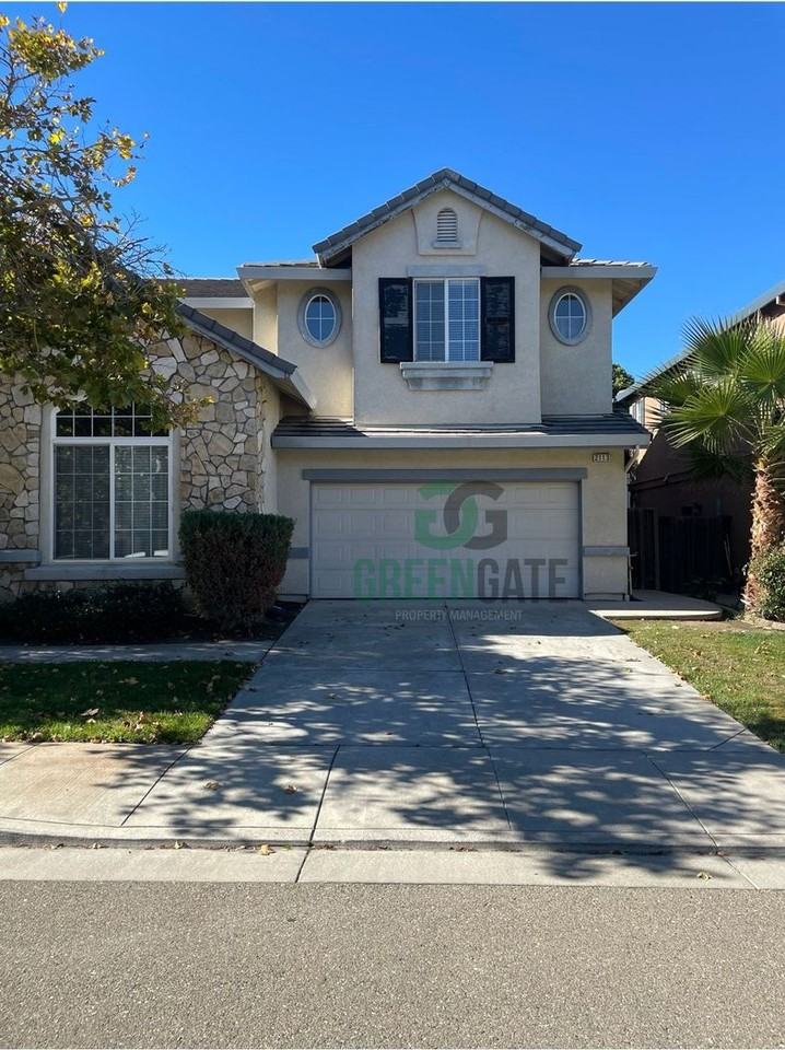 2113 Photinia Dr - Photo 3 of 50