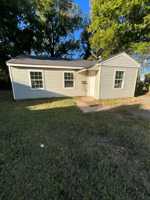 featured image of 4011 Myrtle St