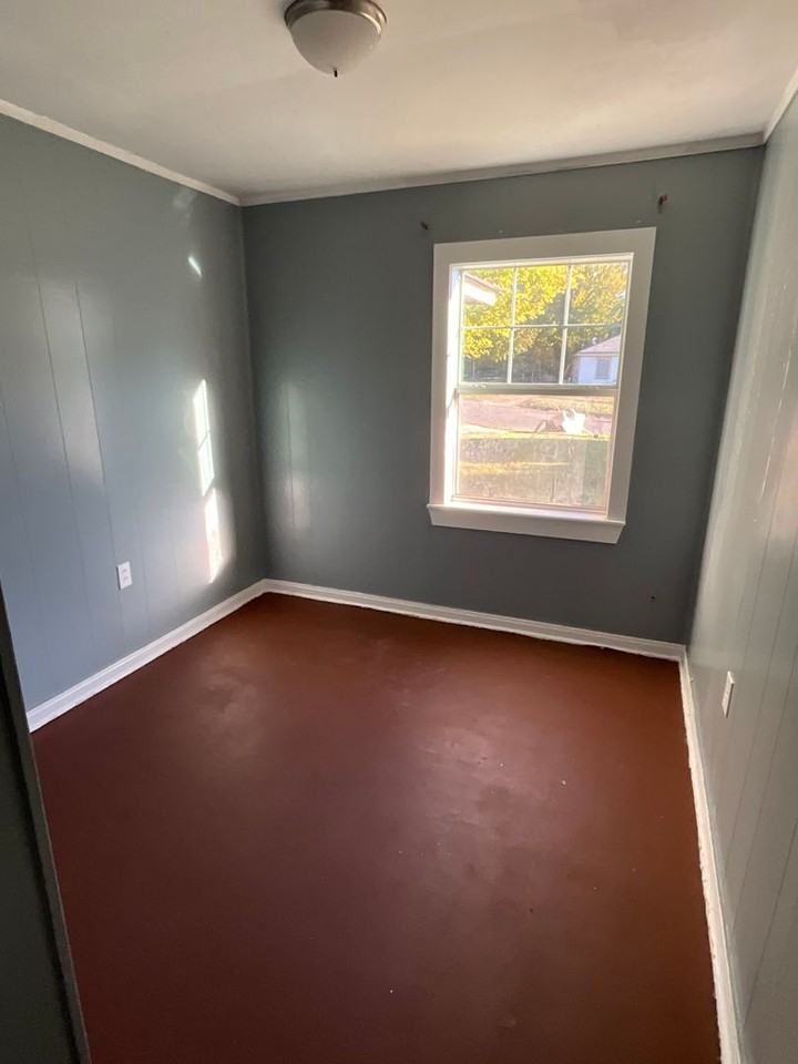 4011 Myrtle Street - Photo 7 of 10