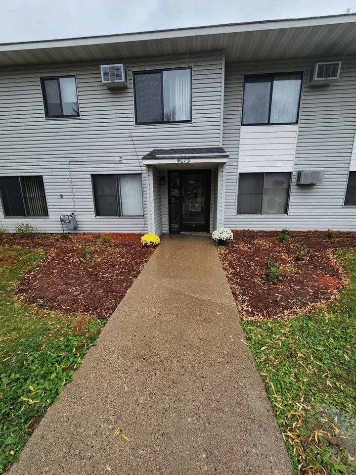 St. Boni Apartments - Photo 5 of 22