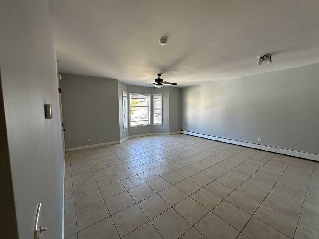 323 Concord St ##C - Photo 6 of 22