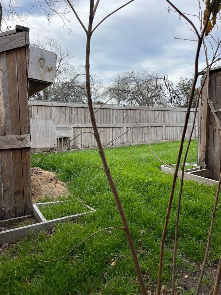 12 Caprice Lane - Photo 5 of 24