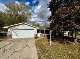 featured image of 6423 Ashbrook Dr