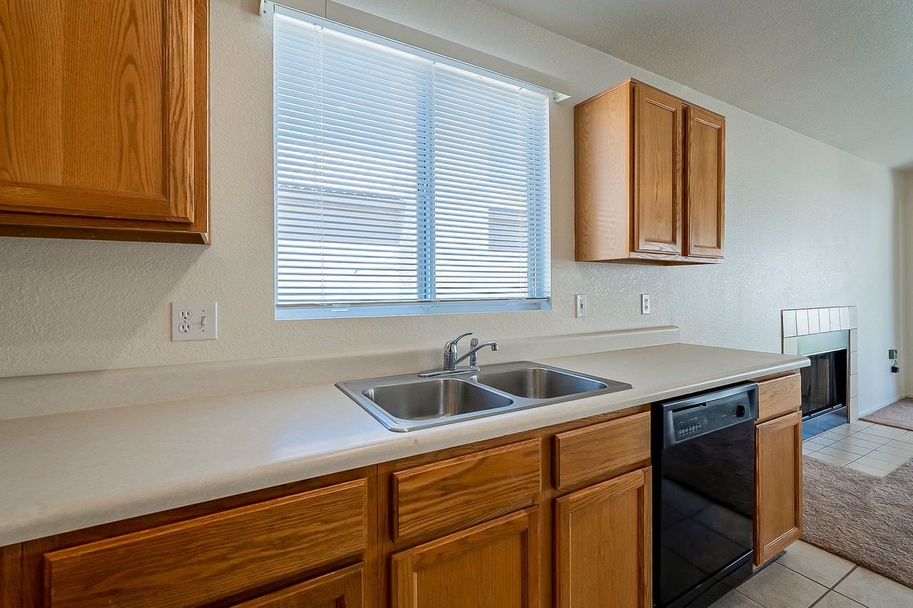 1996 W Cholla Estate Dr - Photo 7 of 26