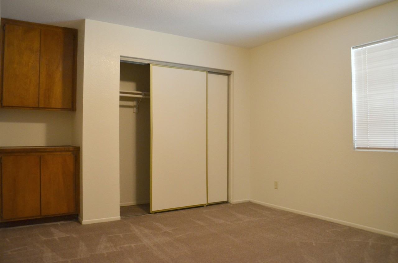 Desert Terrace - Photo 6 of 10