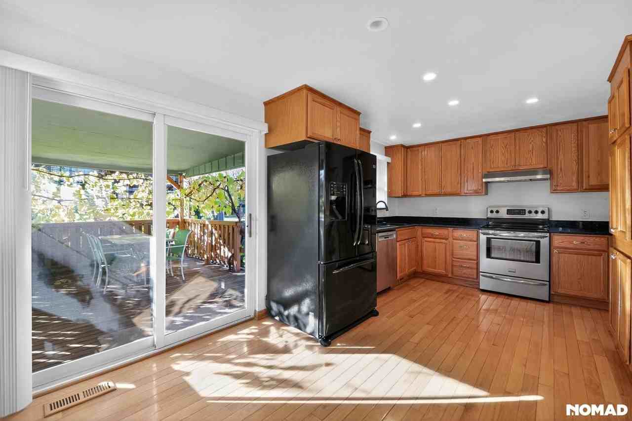 13432 W Alaska Pl - Photo 6 of 32