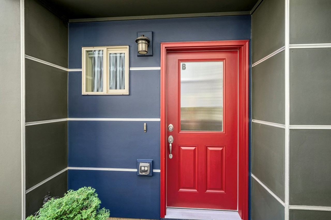 4795 35th Avenue South - Photo 2 of 22