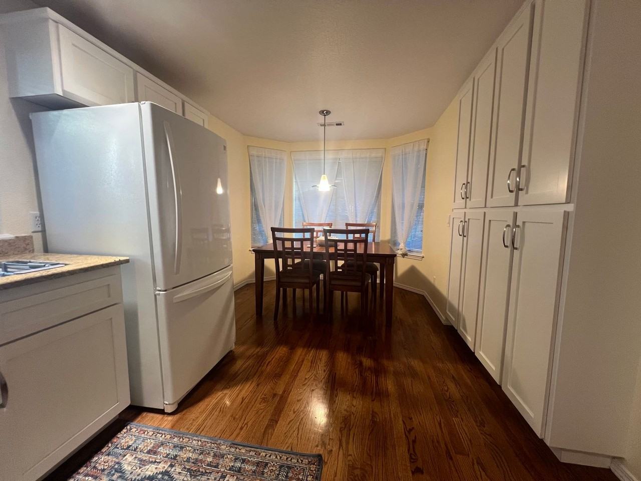 1233 Orchid St - Photo 4 of 16