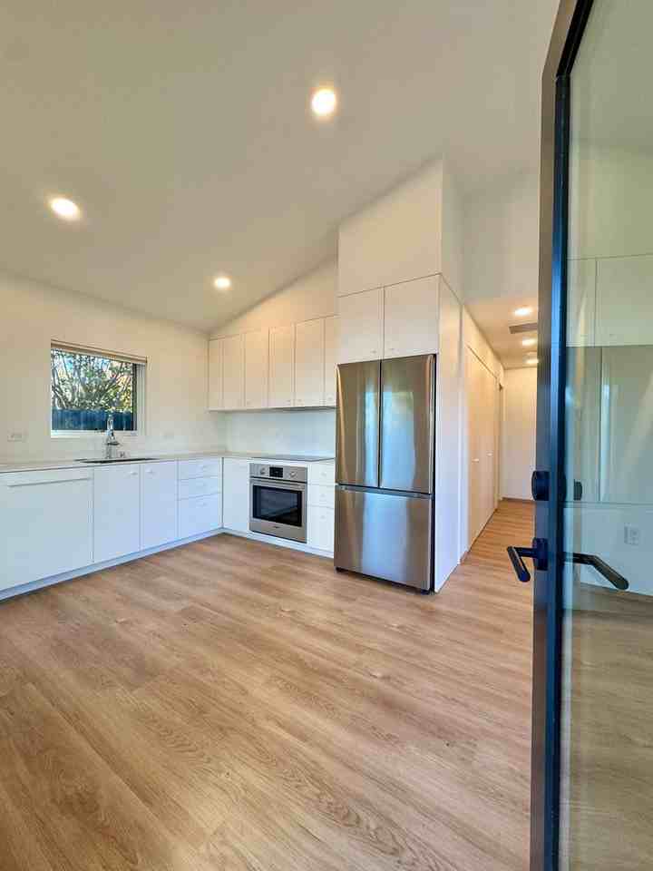 2555 Darroch Ct - Photo 6 of 31