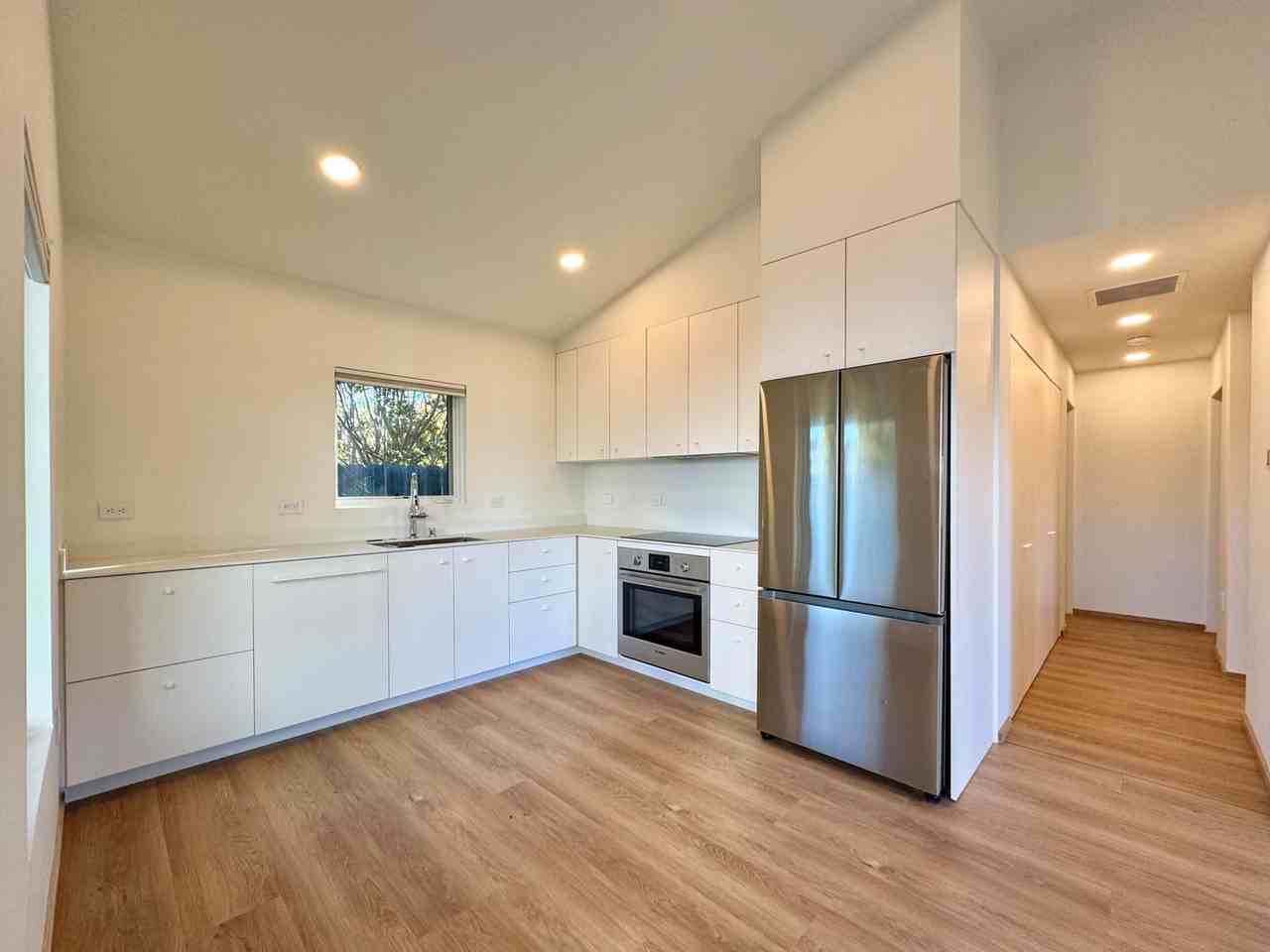 2555 Darroch Ct - Photo 7 of 31