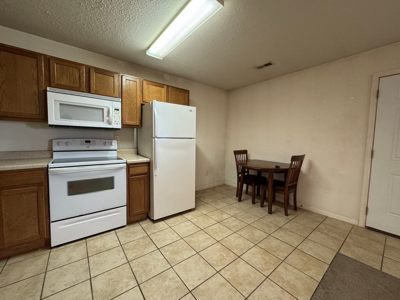 16857 Hunters Ridge - Photo 5 of 11