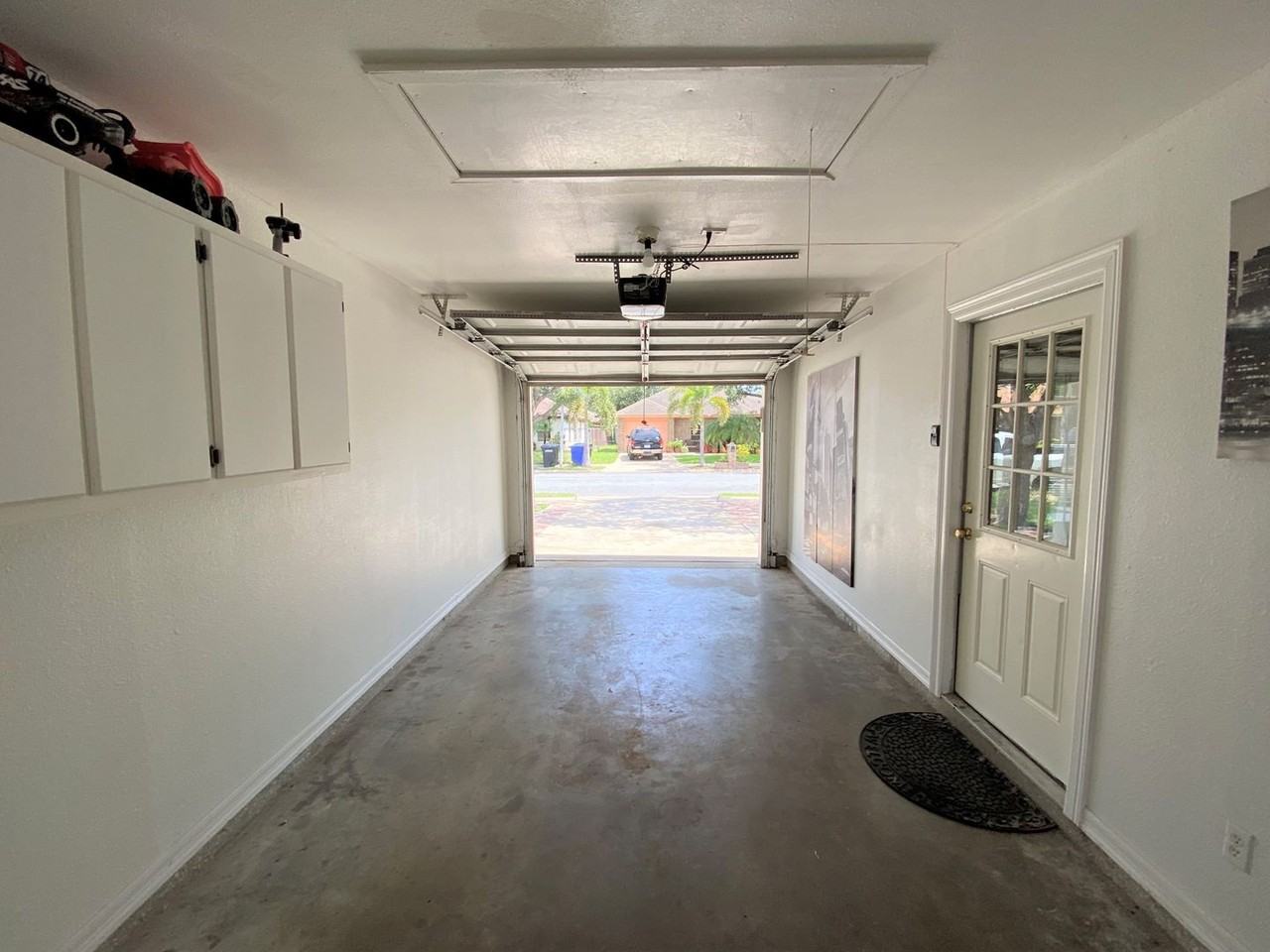 3321 Rosalva Ave - Photo 6 of 36