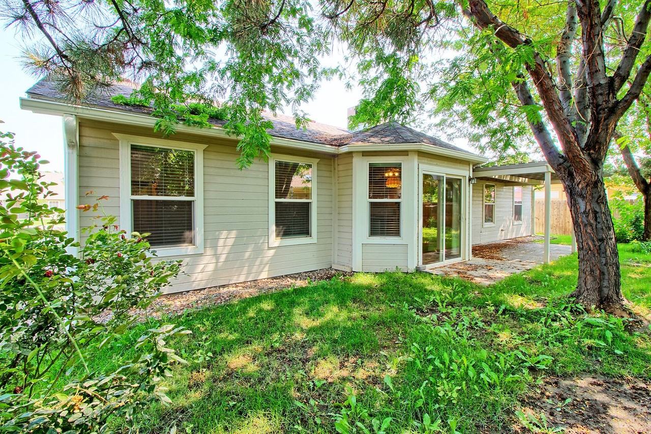 598 Garnet Drive - Photo 2 of 39