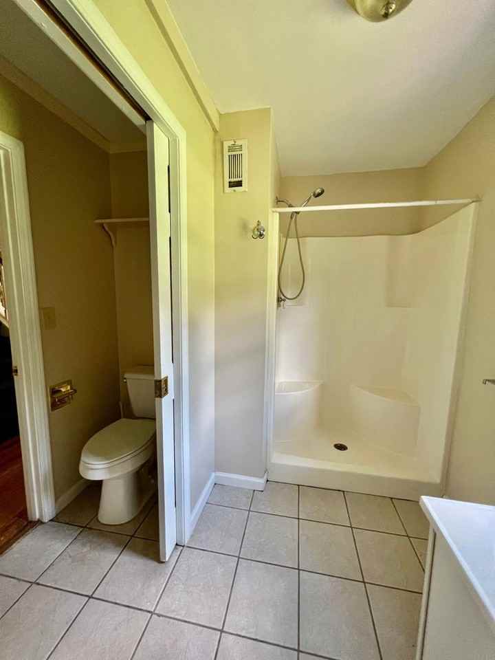 112 Cherry Ln - Photo 5 of 11
