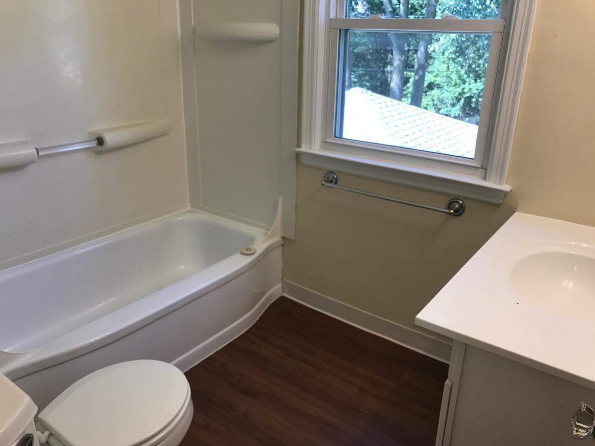 2419 28th Ave - Photo 2 of 14