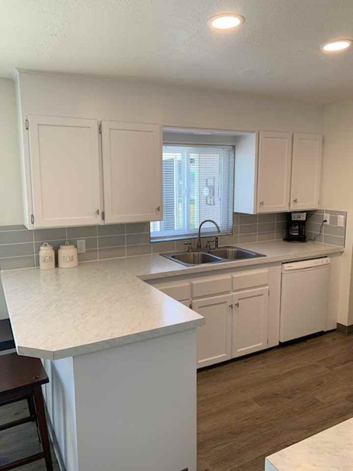 1106 N Bates Rd - Photo 2 of 19