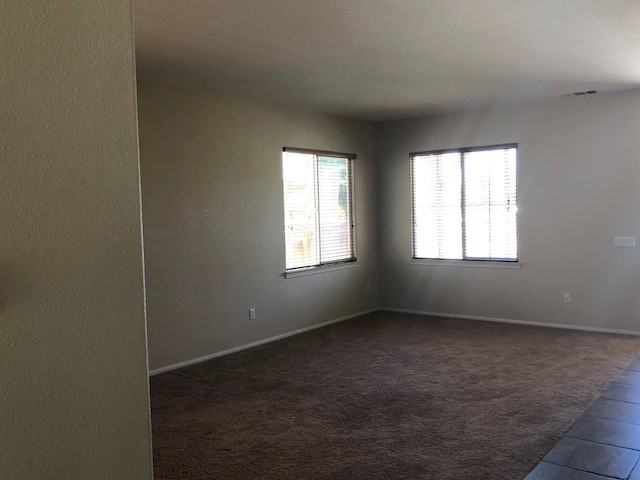 42758 Camelot Rd - Photo 4 of 19