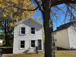 featured image of 215 W 1st St S