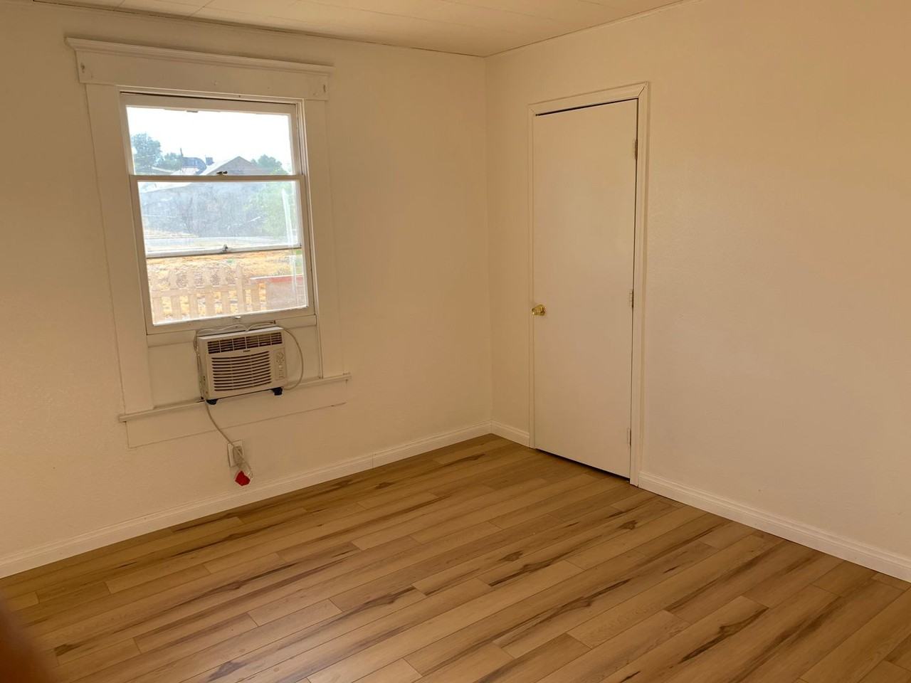 316 Cibola St - Photo 2 of 7