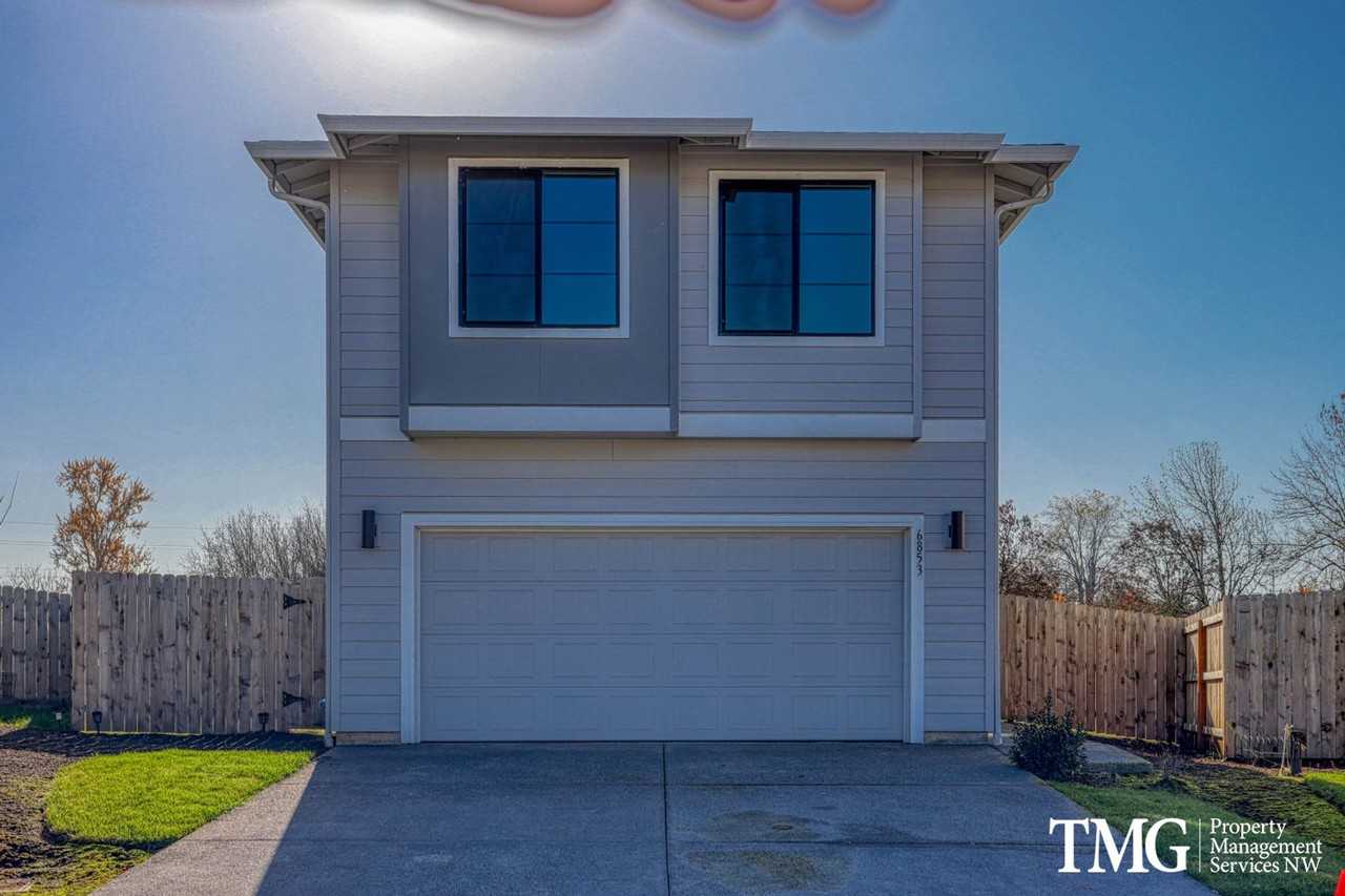 6853 N Montgomery Cir - Photo 3 of 34