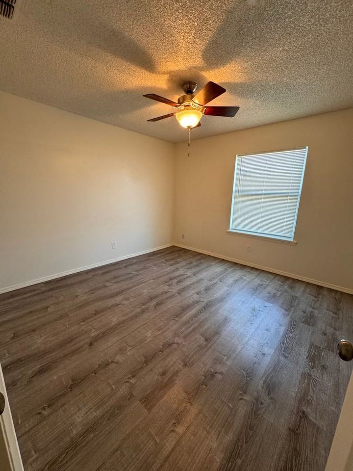 2406 North Grand Avenue - Photo 6 of 9