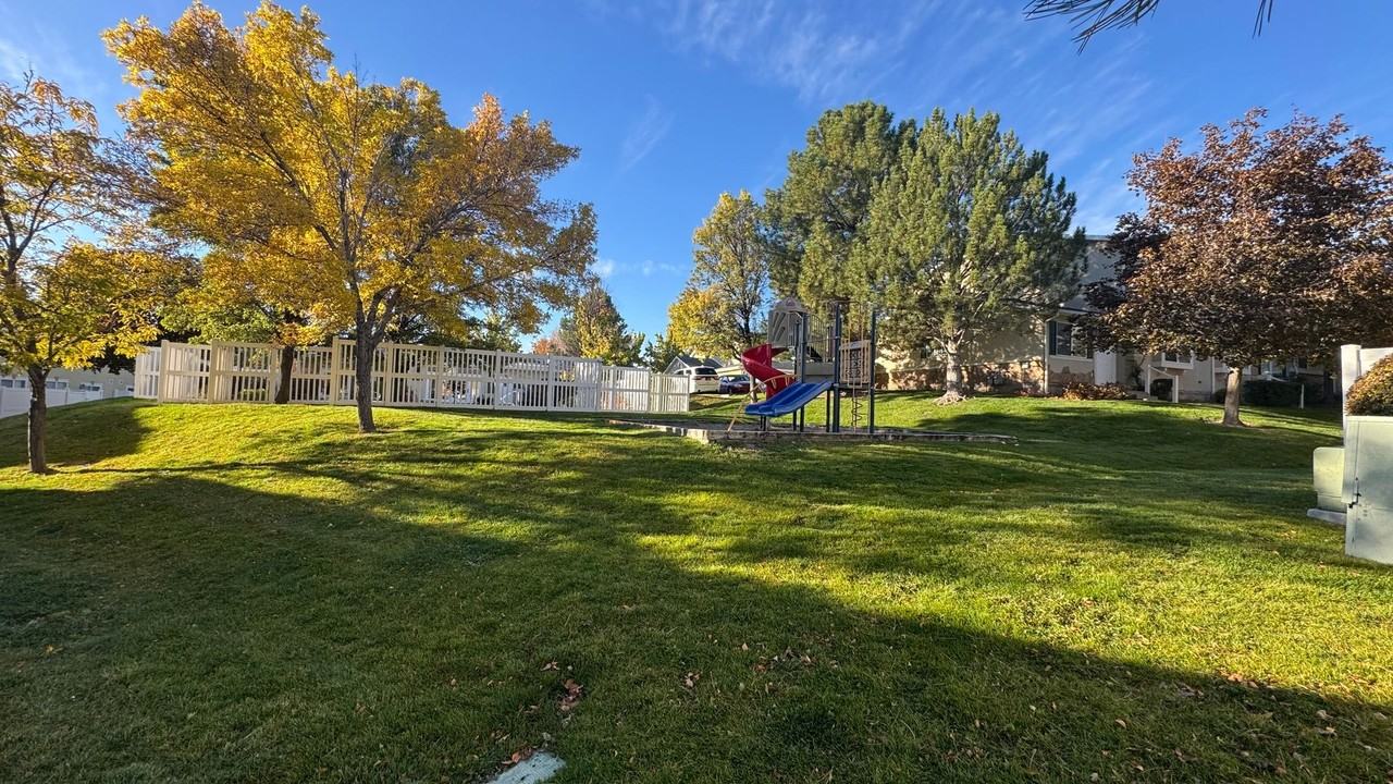 6892 S Florentine Way - Photo 5 of 36