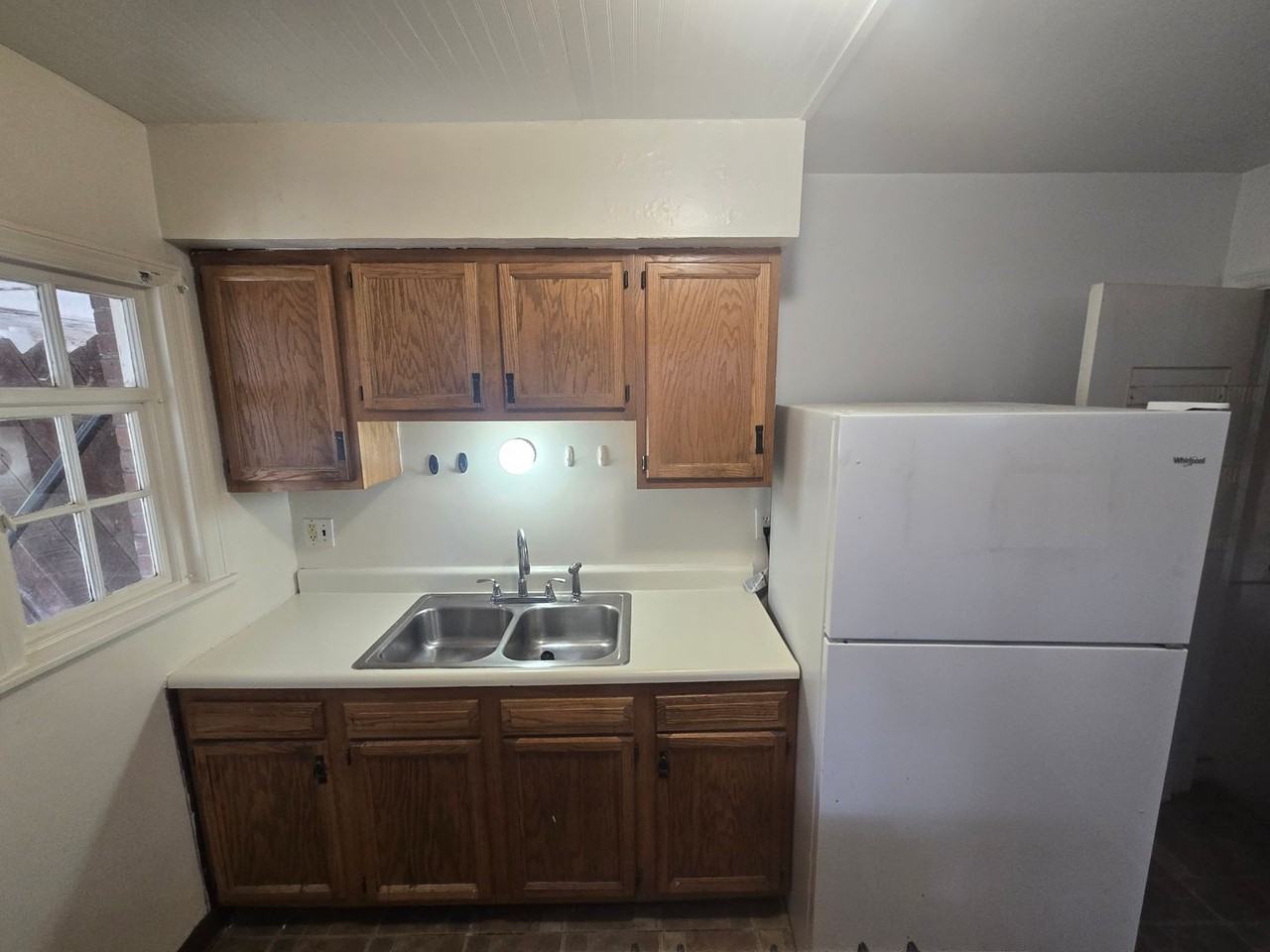 Argonne Dr - Photo 4 of 9