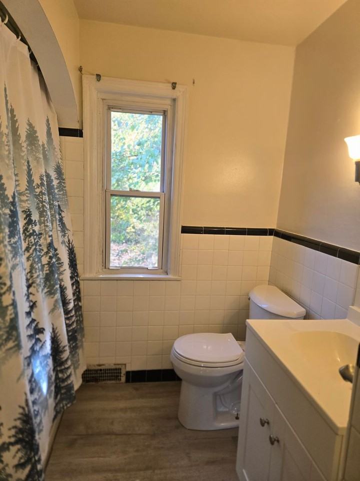 Argonne Dr - Photo 6 of 9