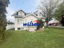 featured image of 1009 S 11th Ave