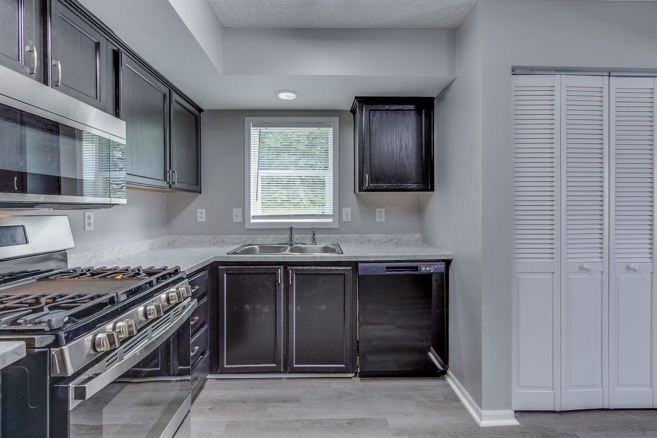 17 North Freeman Street - Photo 5 of 10