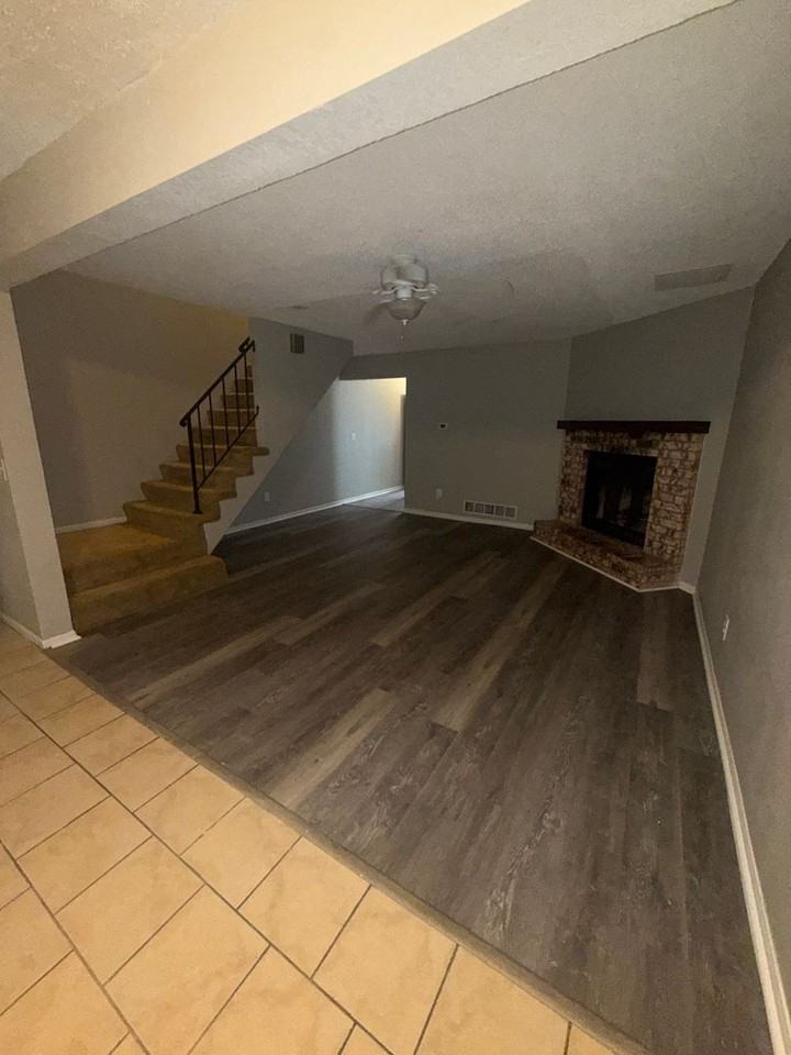 212 Ne Cedar Ct - Photo 5 of 11