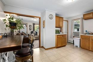 602 8th Ave Ne - Photo 1 of 1