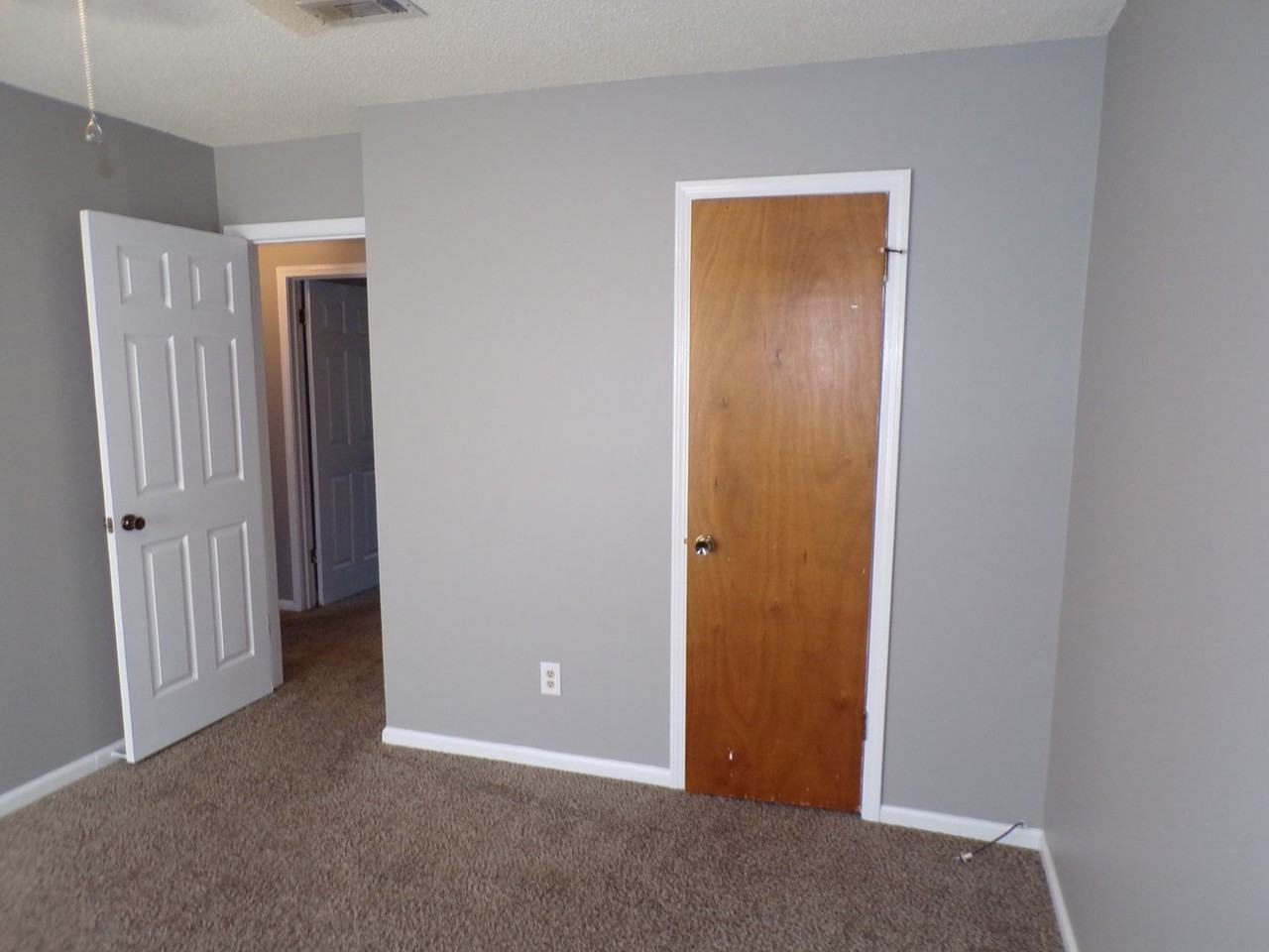 309 East Emerald Drive - Photo 5 of 7