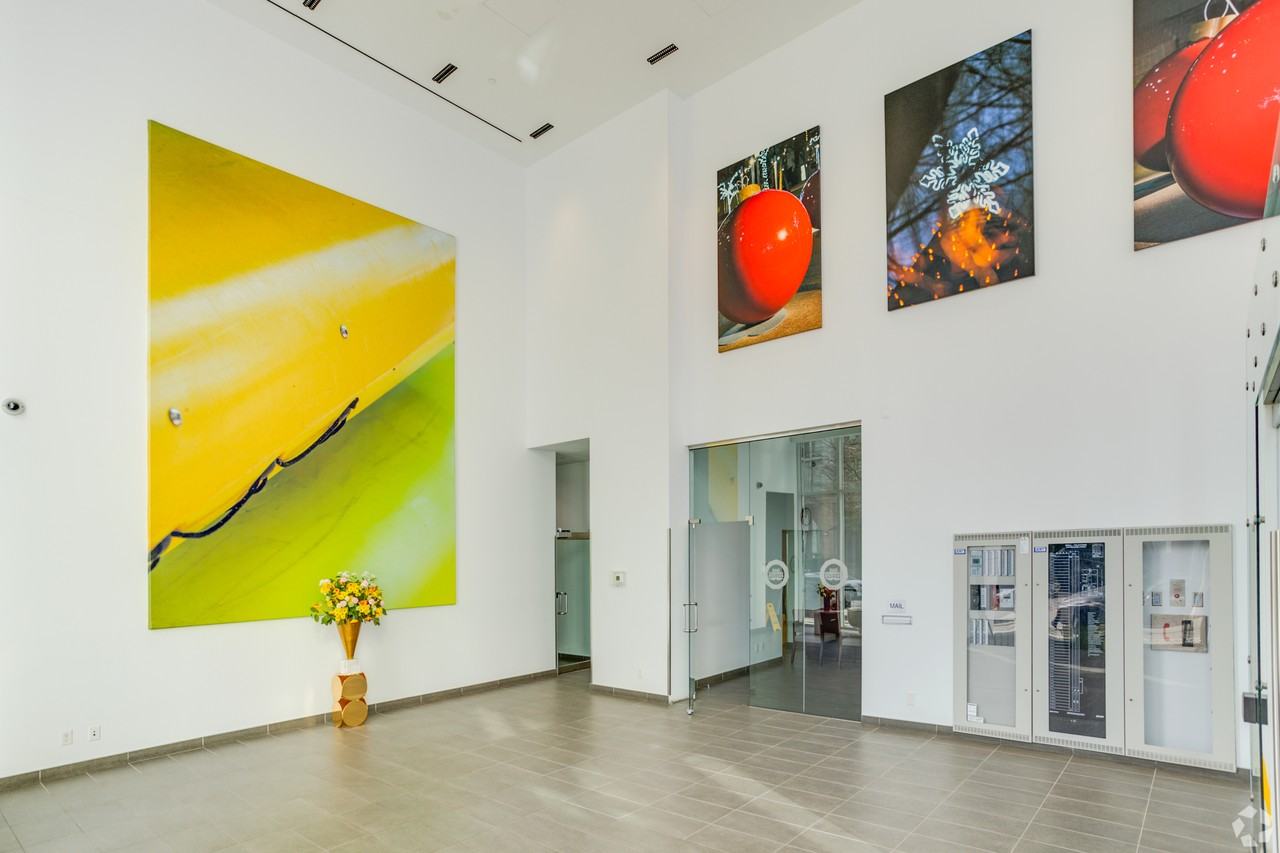 PWME-Yaletown - Photo 2 of 10