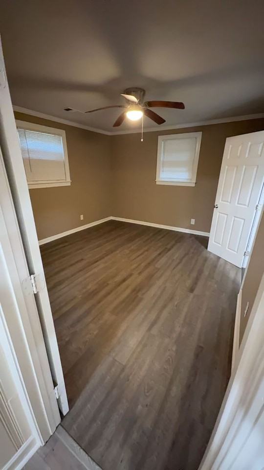 3215 Carnes Ave - Photo 3 of 12