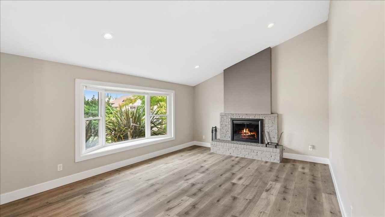 1016 Woodglen Dr - Photo 3 of 27