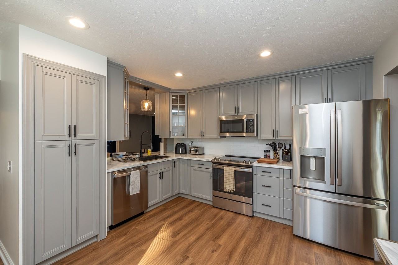 22197 Beech Creek Trl - Photo 2 of 38