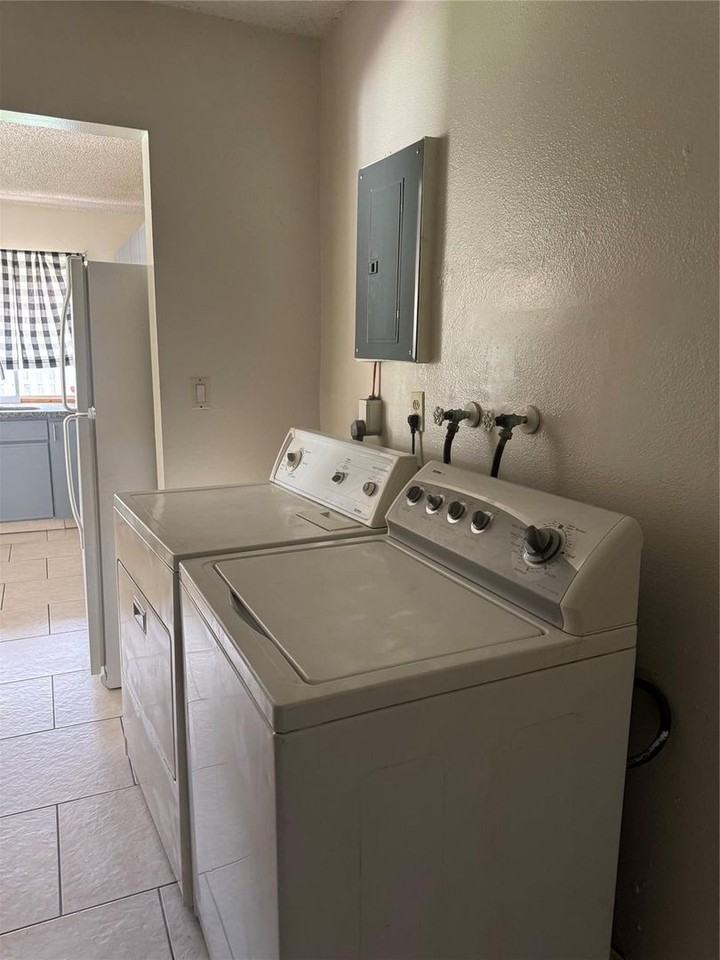 9651 Sunset Strip #0 - Photo 2 of 24