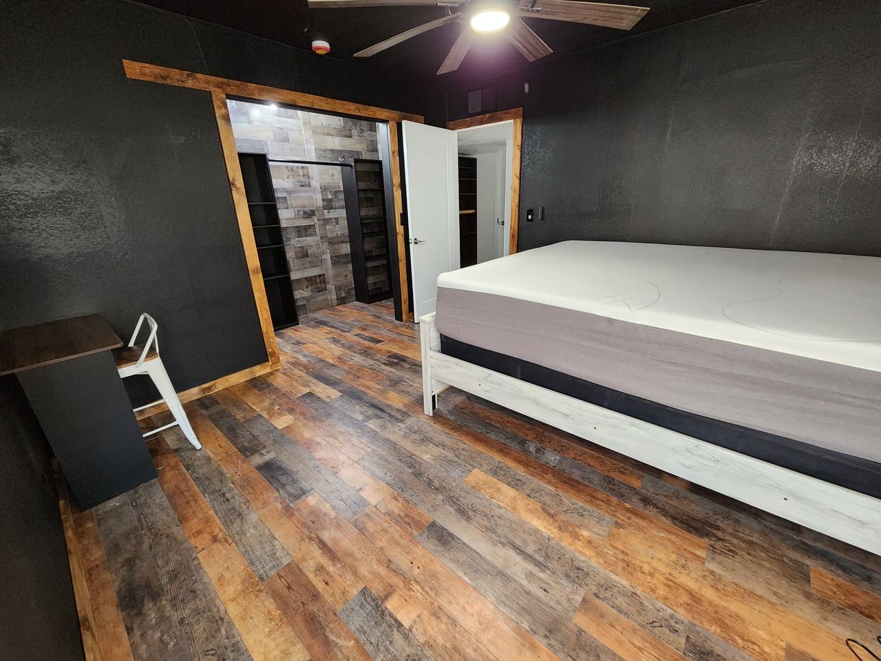 51027 North Mockingbird Road - Photo 7 of 26