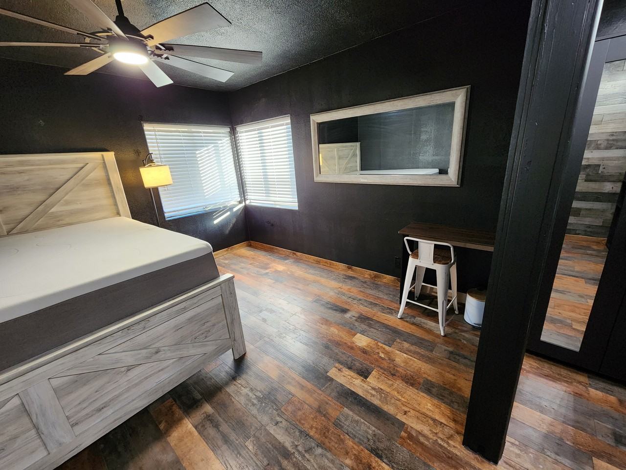 51027 North Mockingbird Road - Photo 6 of 26