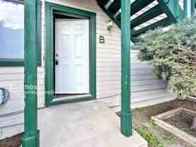 1185 Mazatlan Cir #B - Photo 1 of 1