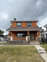 73 N Oakley Ave - Photo 1 of 1