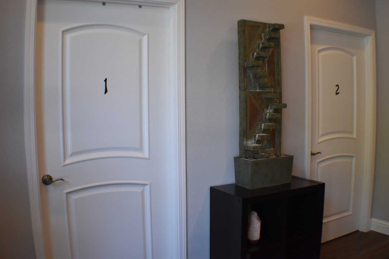 840 Lovers Ln #A - Photo 5 of 9