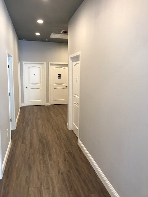 840 Lovers Ln #A - Photo 7 of 9