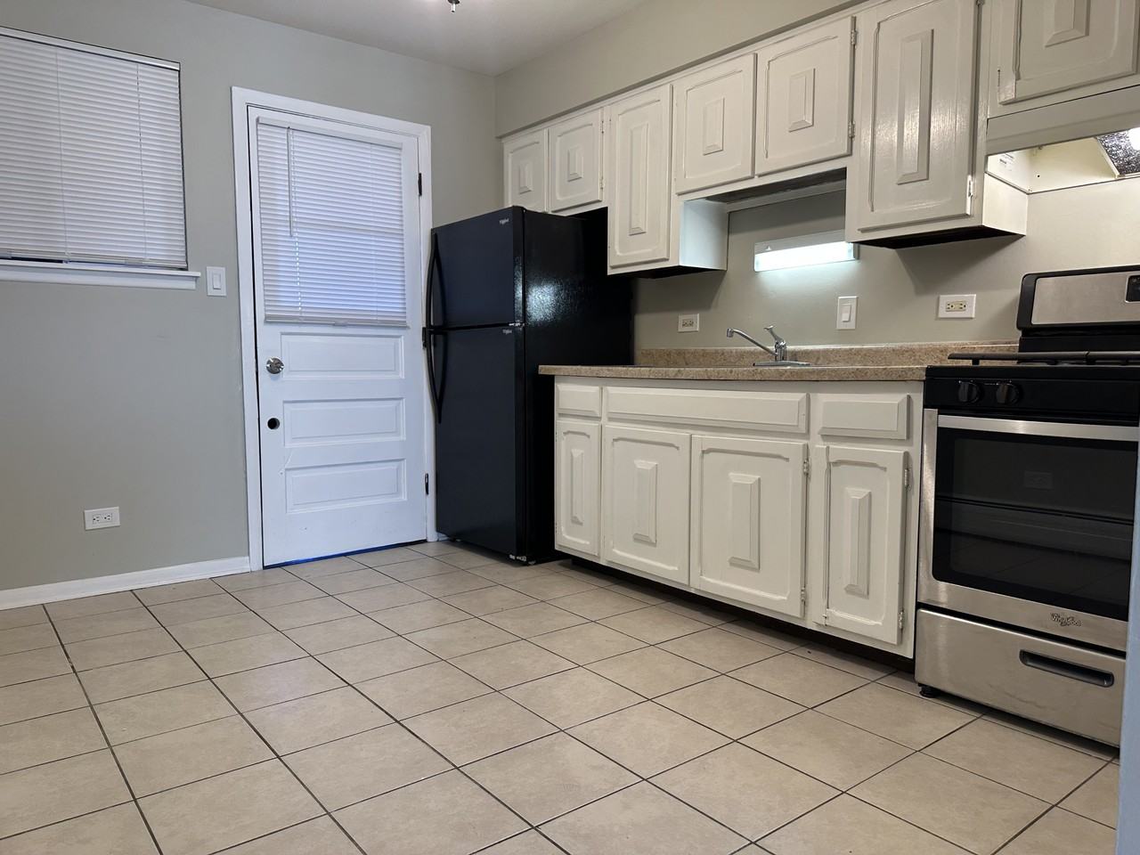 9232 Jill Lane #1W - Photo 4 of 9